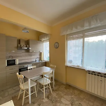 Accogliente A アパート