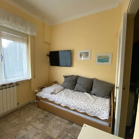 Accogliente A Apartament *